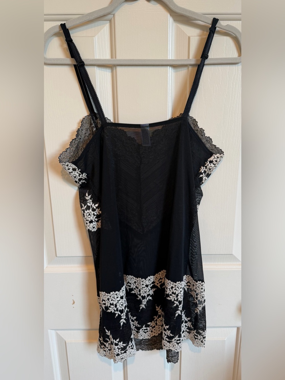 Like New Wacoal ‘Embrace’ Lace Chemise. Size XL Sheer Black w Ivory Lace - Picture 5 of 6